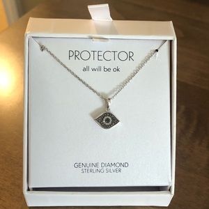 Sterling silver necklace 18 inch chain  In original box.